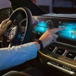 Teknologi Canggih Yang Digunakan Pada Mobil Modern