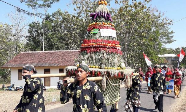 Keunikan Tradisi Daerah Yang Menarik Untuk Dikenal Lebih Dekat